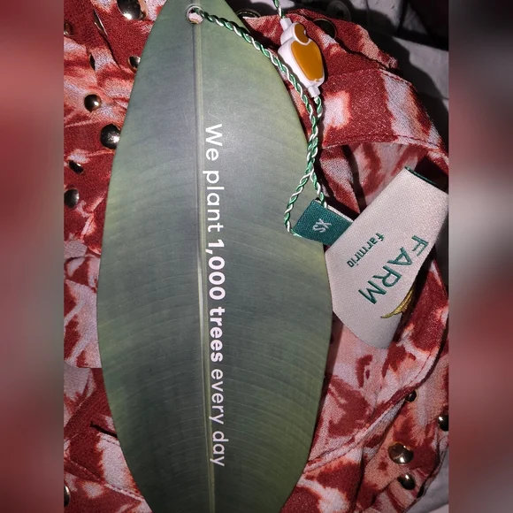 FARM RIO Tropical Tapestry Red Metal Embroidered Tiered Maxi Size XS - Picture 5 of 6